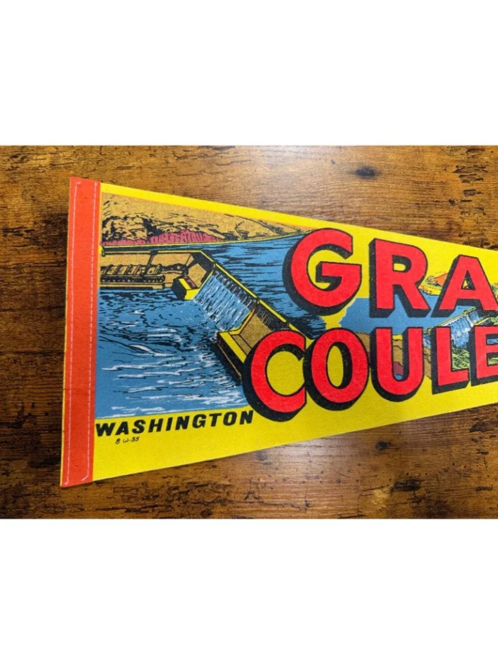 Vintage Grand Coulee Dam, Washington pennant